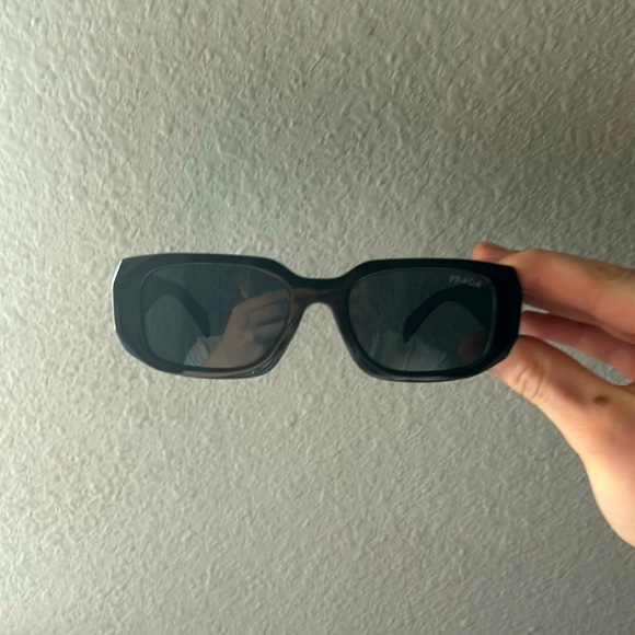 Prada glasses - Picture 1 of 3